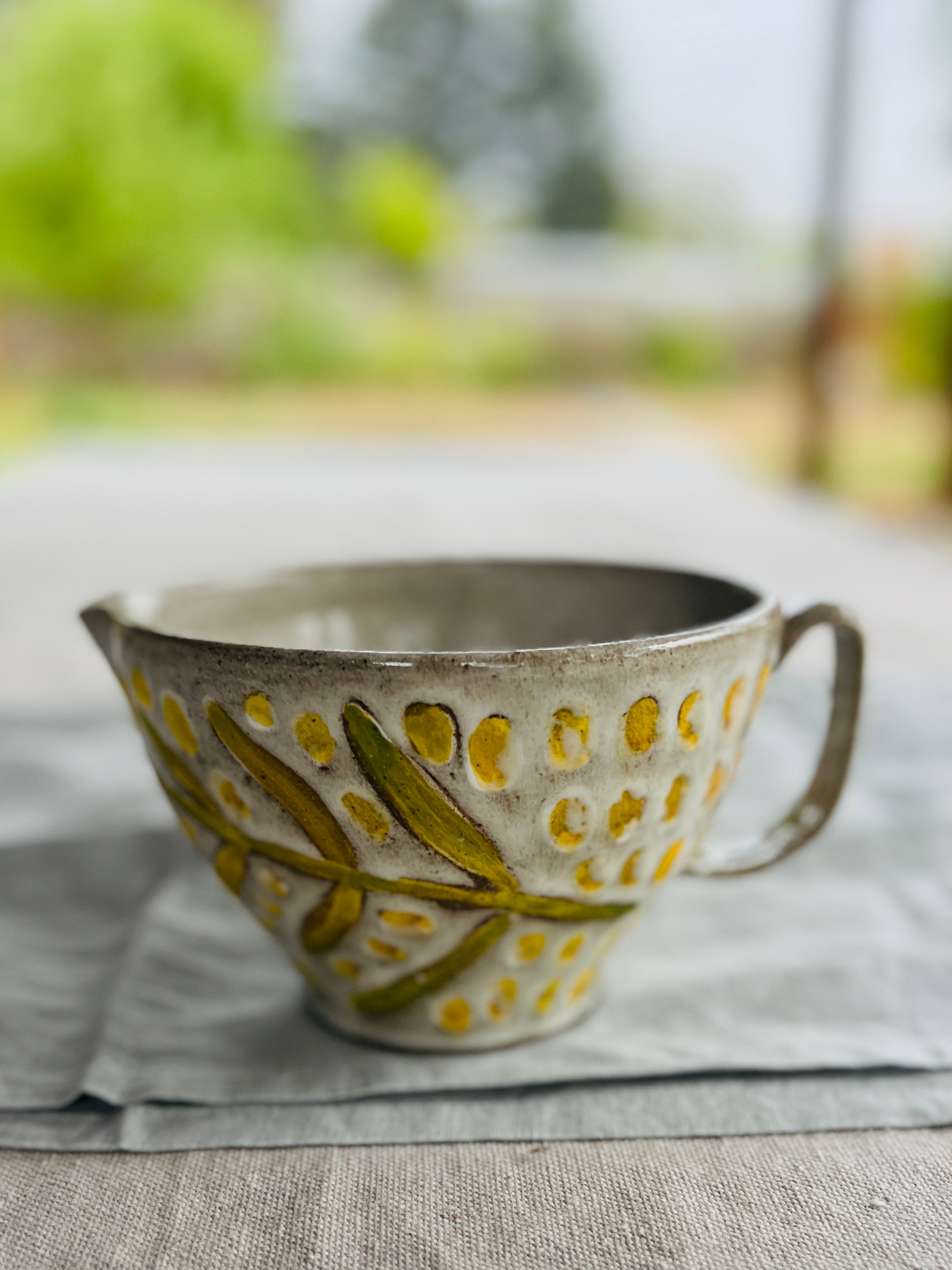 Pouring Bowl Branch Design